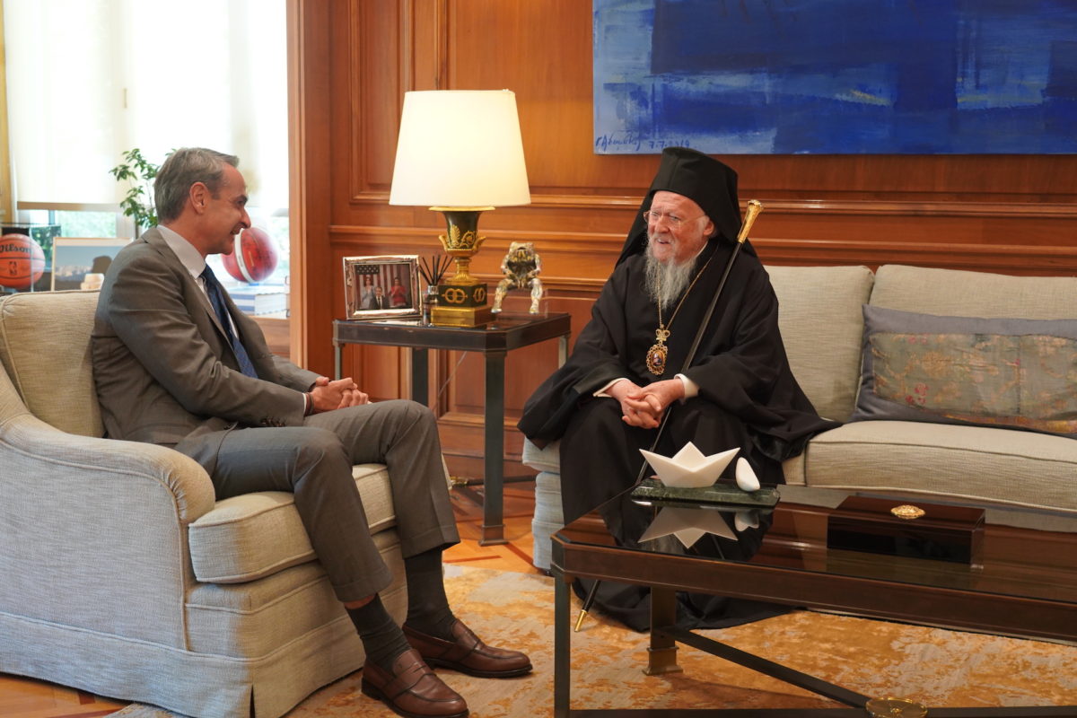 οικουμενικός