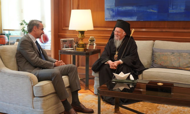 οικουμενικός