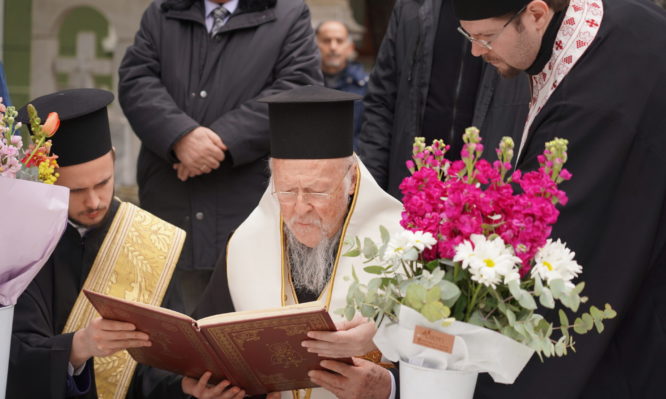 οικουμενικός